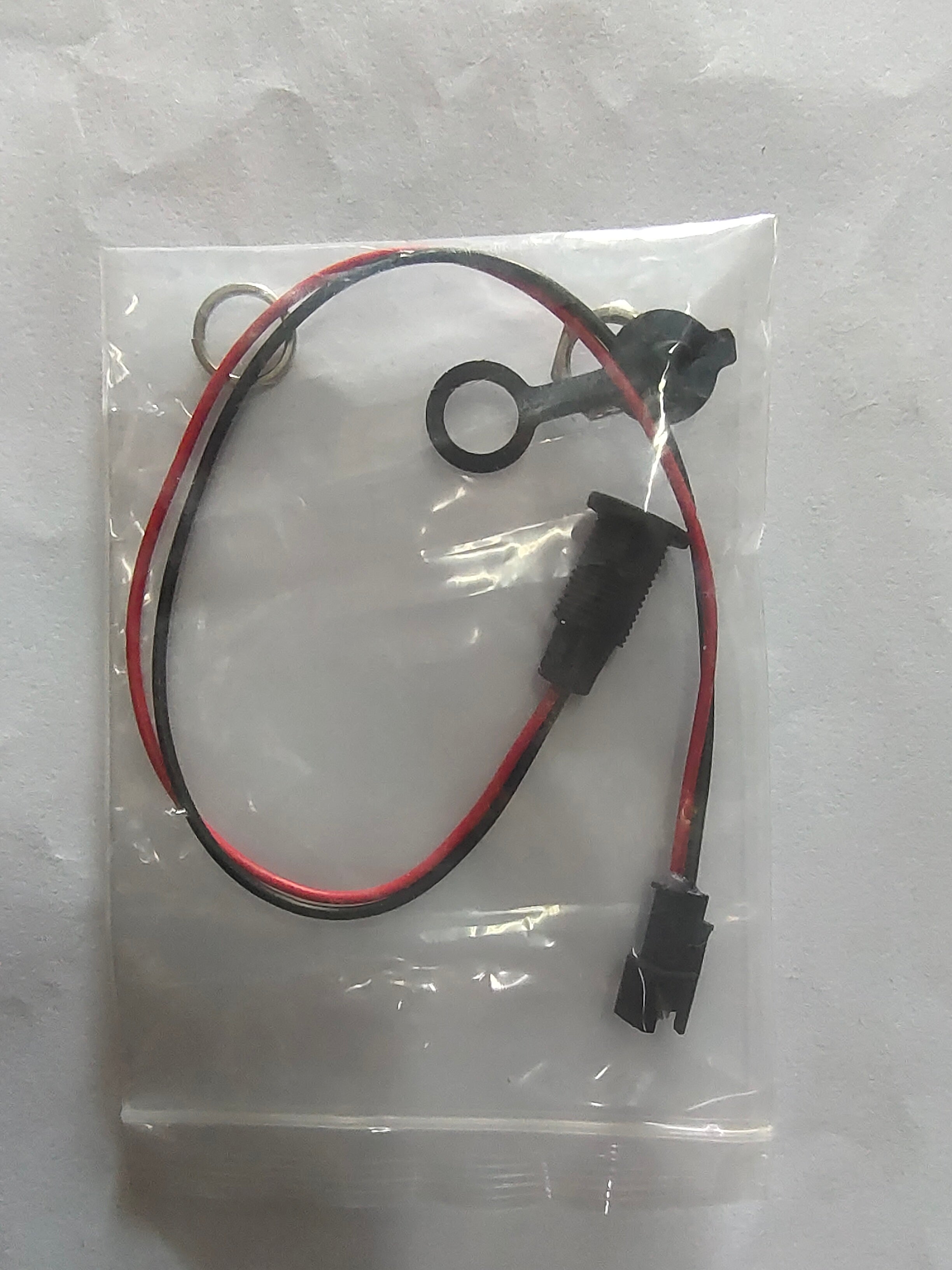 Spina del connettore della batteria Tre prese di ricarica verticali con cavi Cavo 10A 15AWG per scooter elettrico universale 36V 48V 60V Spina del connettore della batteria Tre prese di ricarica verticali con cavi Cavo 10A 15AWG per scooter elettrico universale 36V 48V 60V