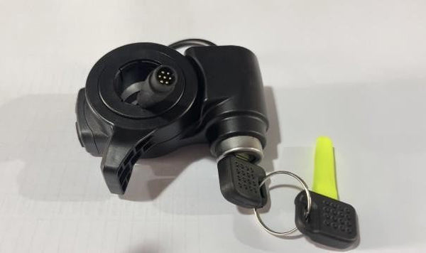 Blocco di chiave + Leva acceleratore per KuKirin G2 Master
